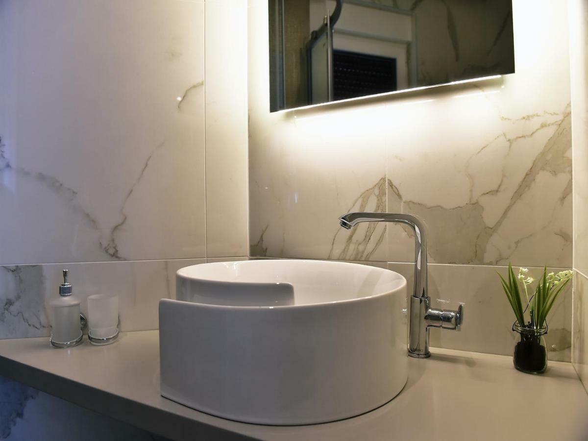 Apartments In Villa Ziza, Rooftop Swimming Pool Opatija Luaran gambar